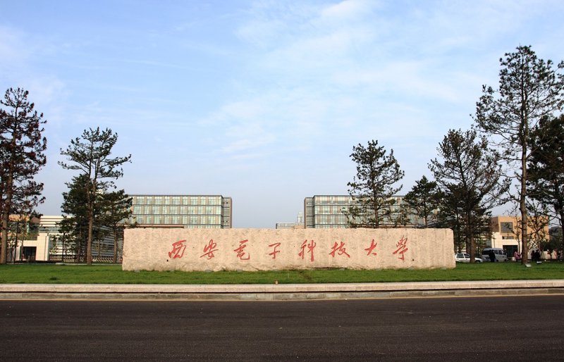 电子元件在现代制造业中的应用案例分析